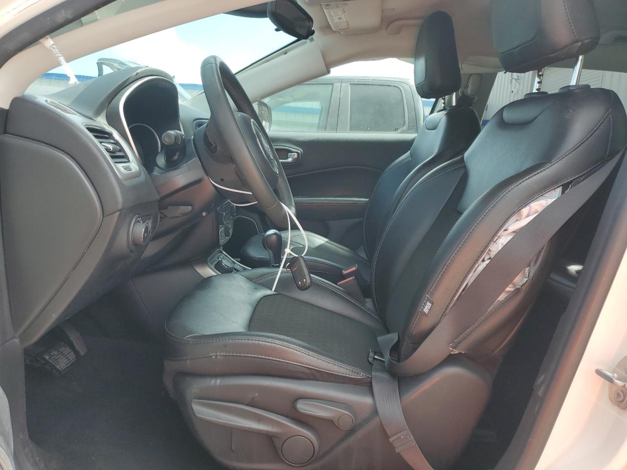 2021 JEEP COMPASS LATITUDE photo 13