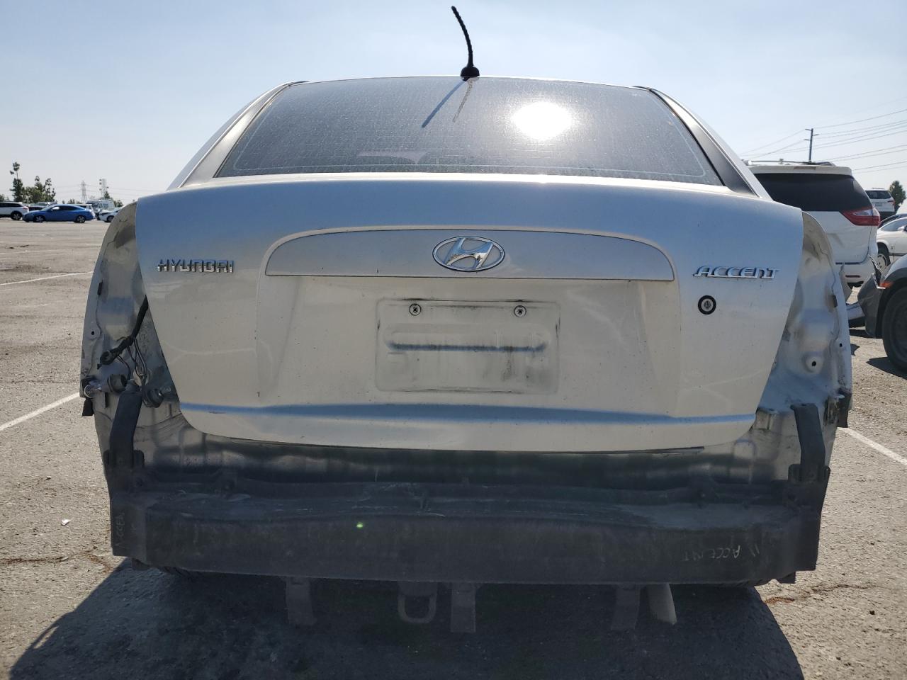 2010 HYUNDAI ACCENT GLS photo 11