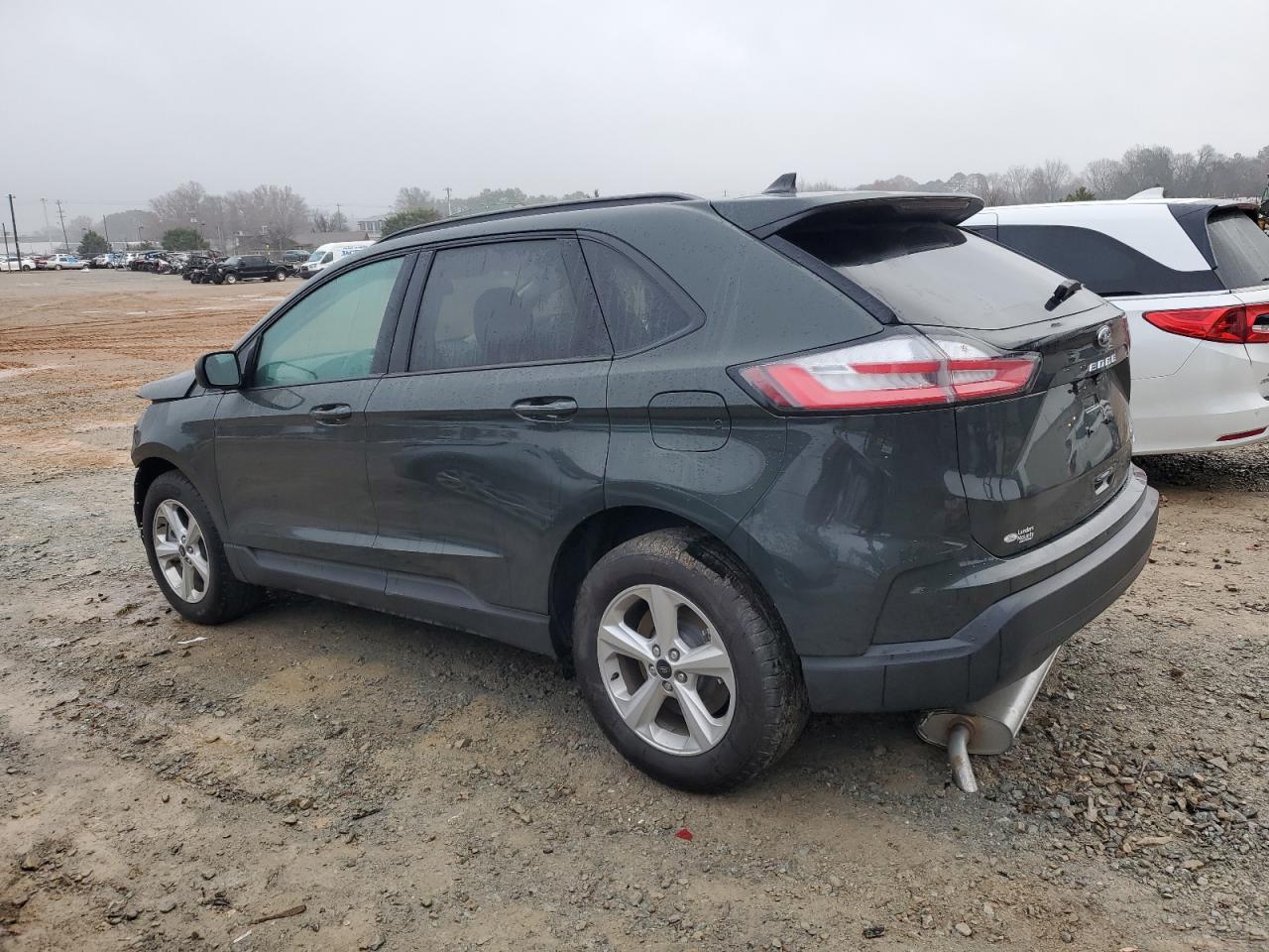 2024 FORD EDGE SE photo 2