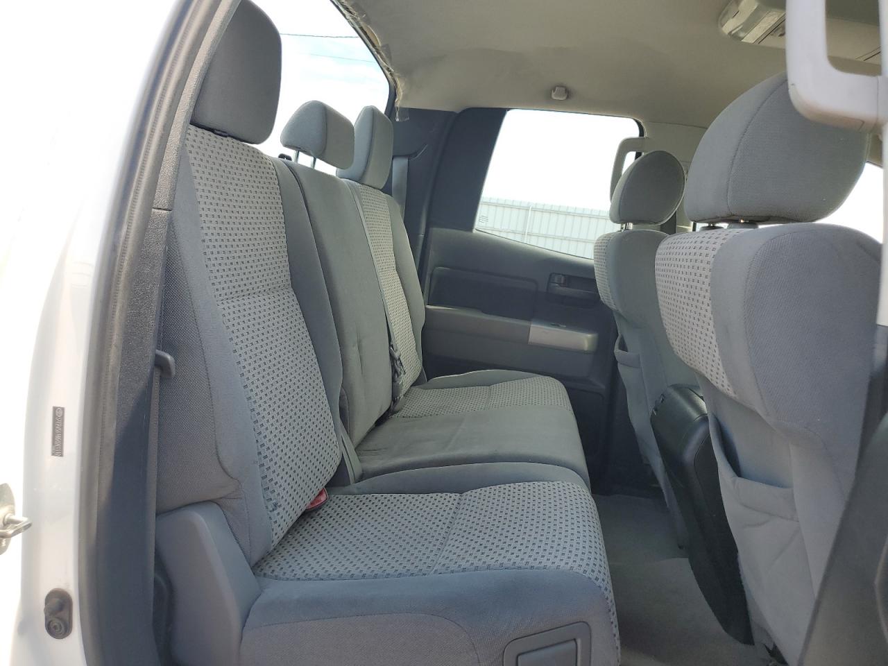 2008 TOYOTA TUNDRA photo 28