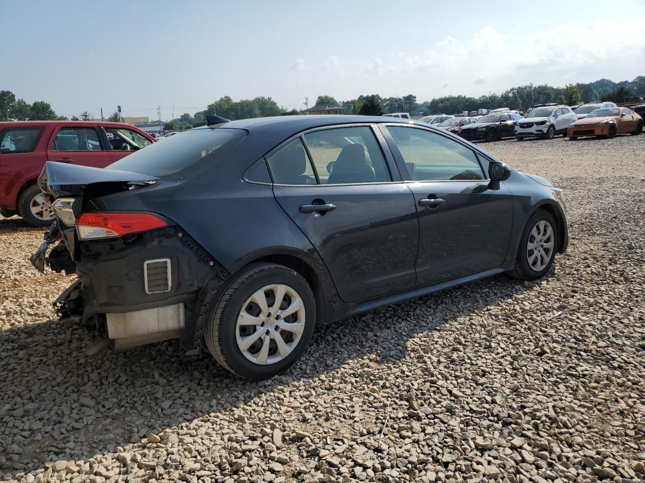 2020 TOYOTA COROLLA LE photo 3