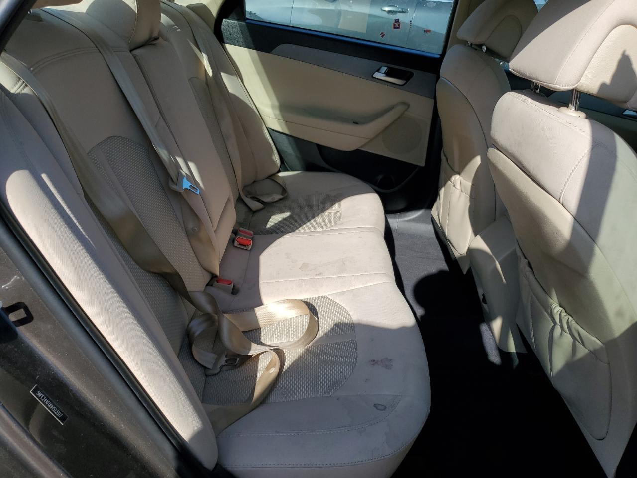 2017 HYUNDAI SONATA SE photo 10