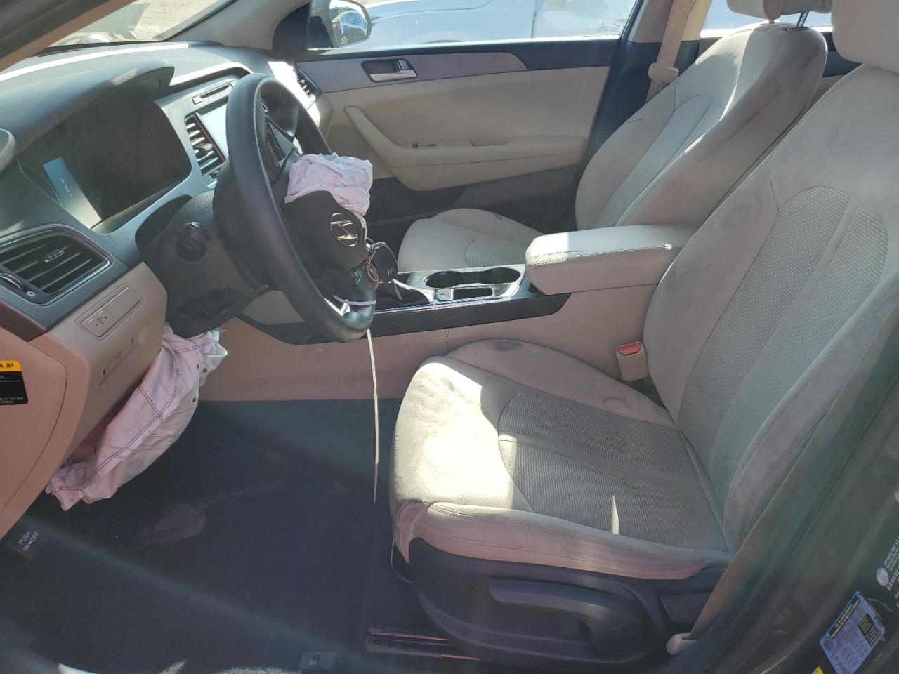 2017 HYUNDAI SONATA SE photo 7