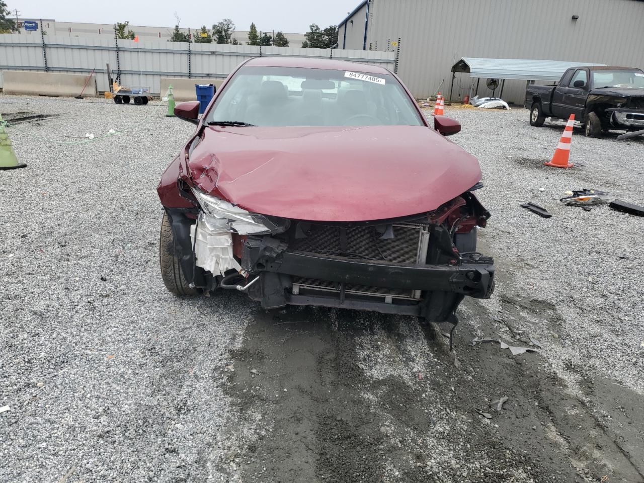 2017 TOYOTA CAMRY LE photo 5