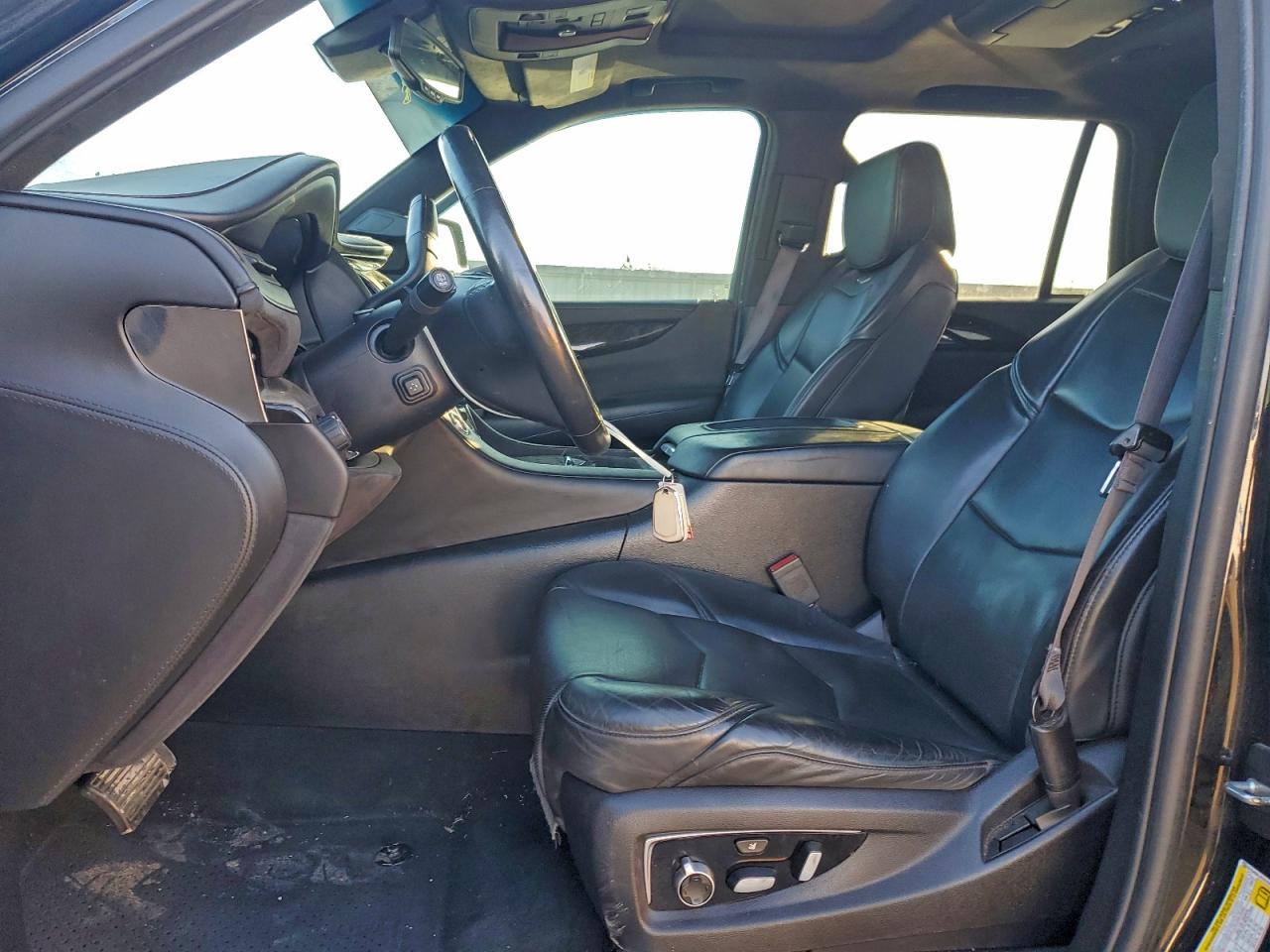 2016 CADILLAC ESCALADE PLATINUM photo 7