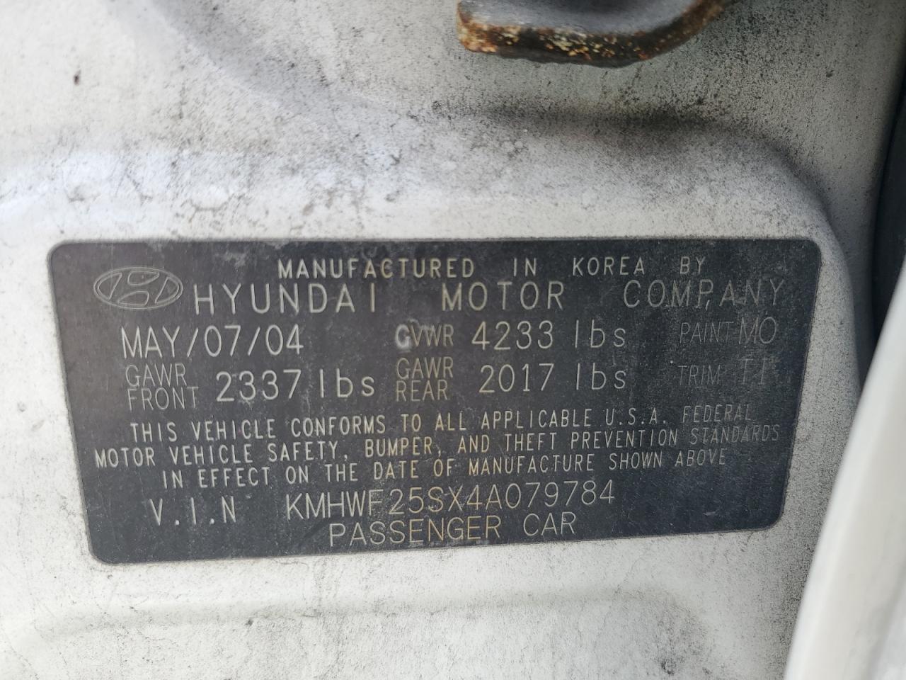2004 HYUNDAI SONATA BASE photo 25