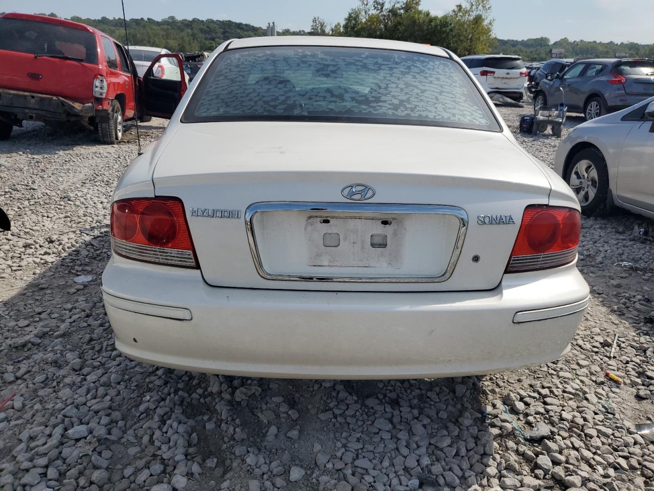 2004 HYUNDAI SONATA BASE photo 11