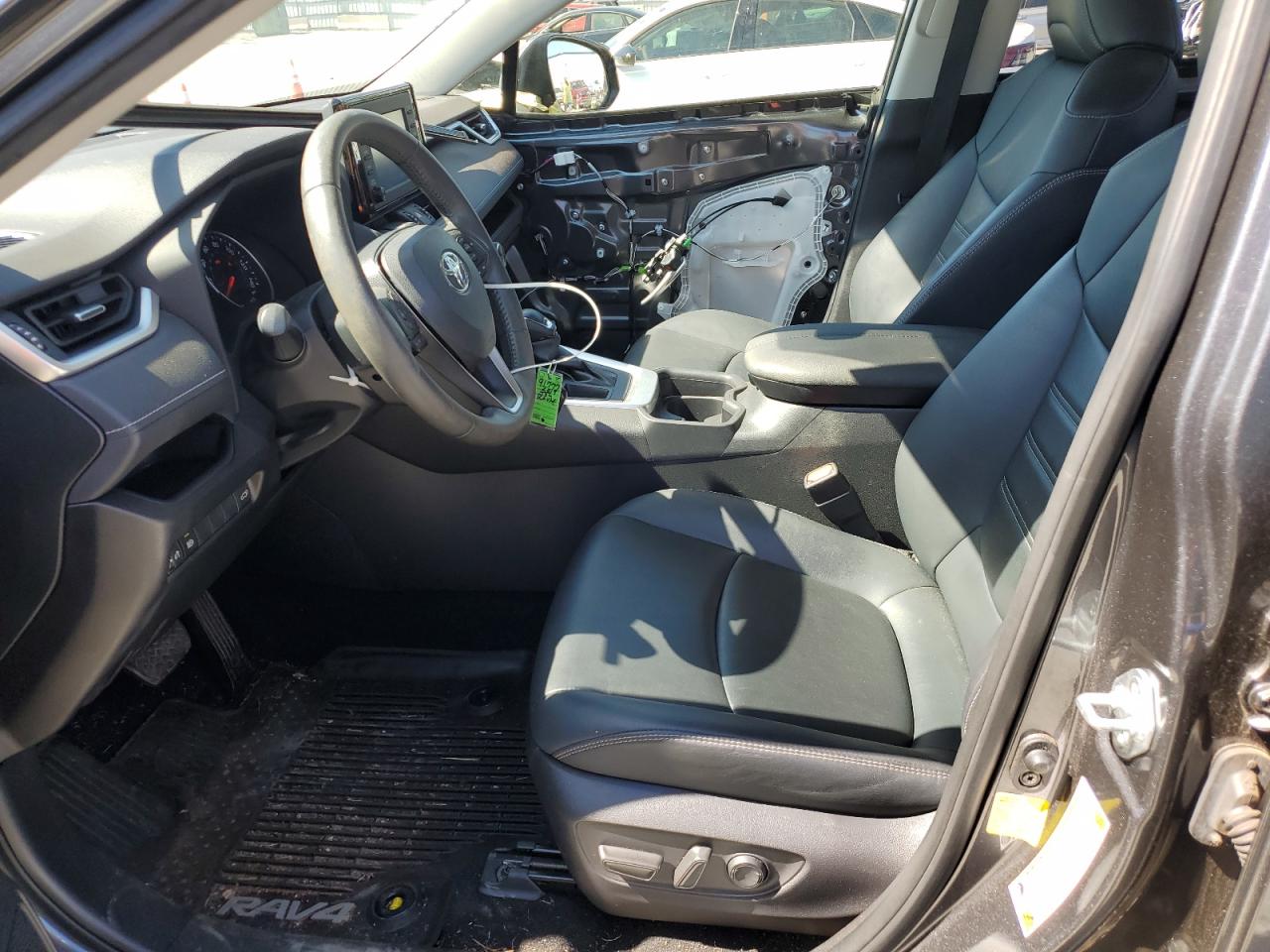 2019 TOYOTA RAV4 XLE PREMIUM photo 7
