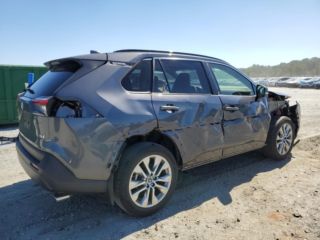 2019 TOYOTA RAV4 XLE PREMIUM photo 3