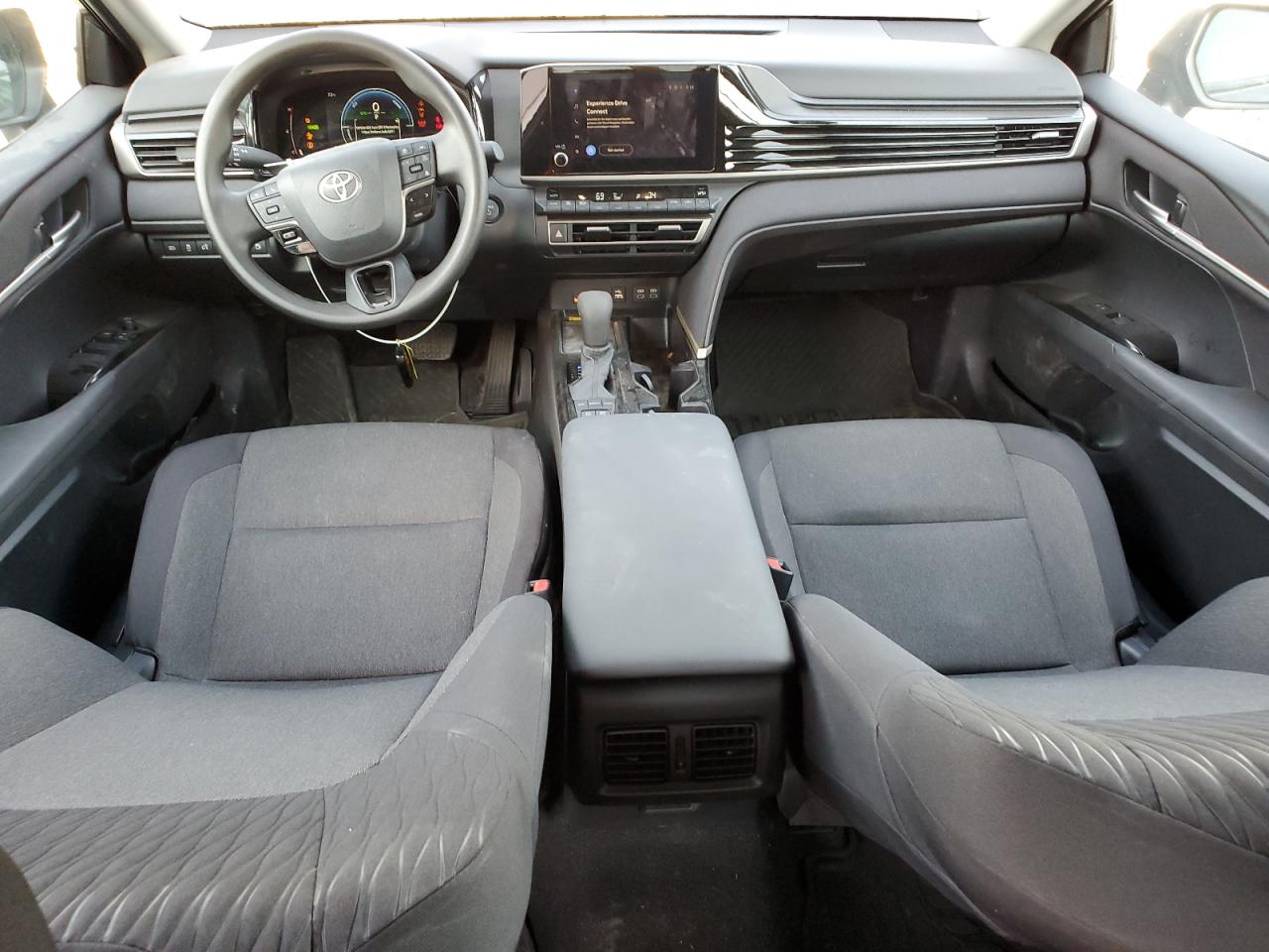 2025 TOYOTA CAMRY XSE photo 8