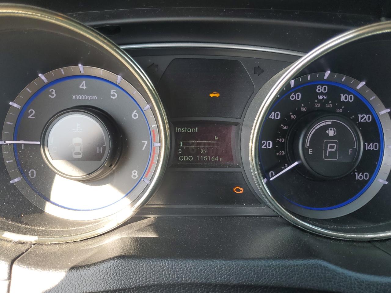 2011 HYUNDAI SONATA GLS photo 17