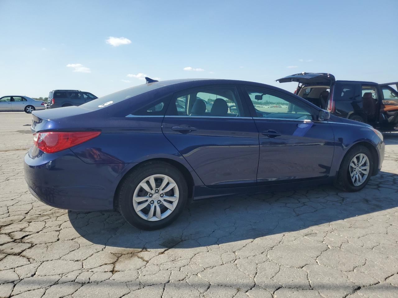2011 HYUNDAI SONATA GLS photo 5