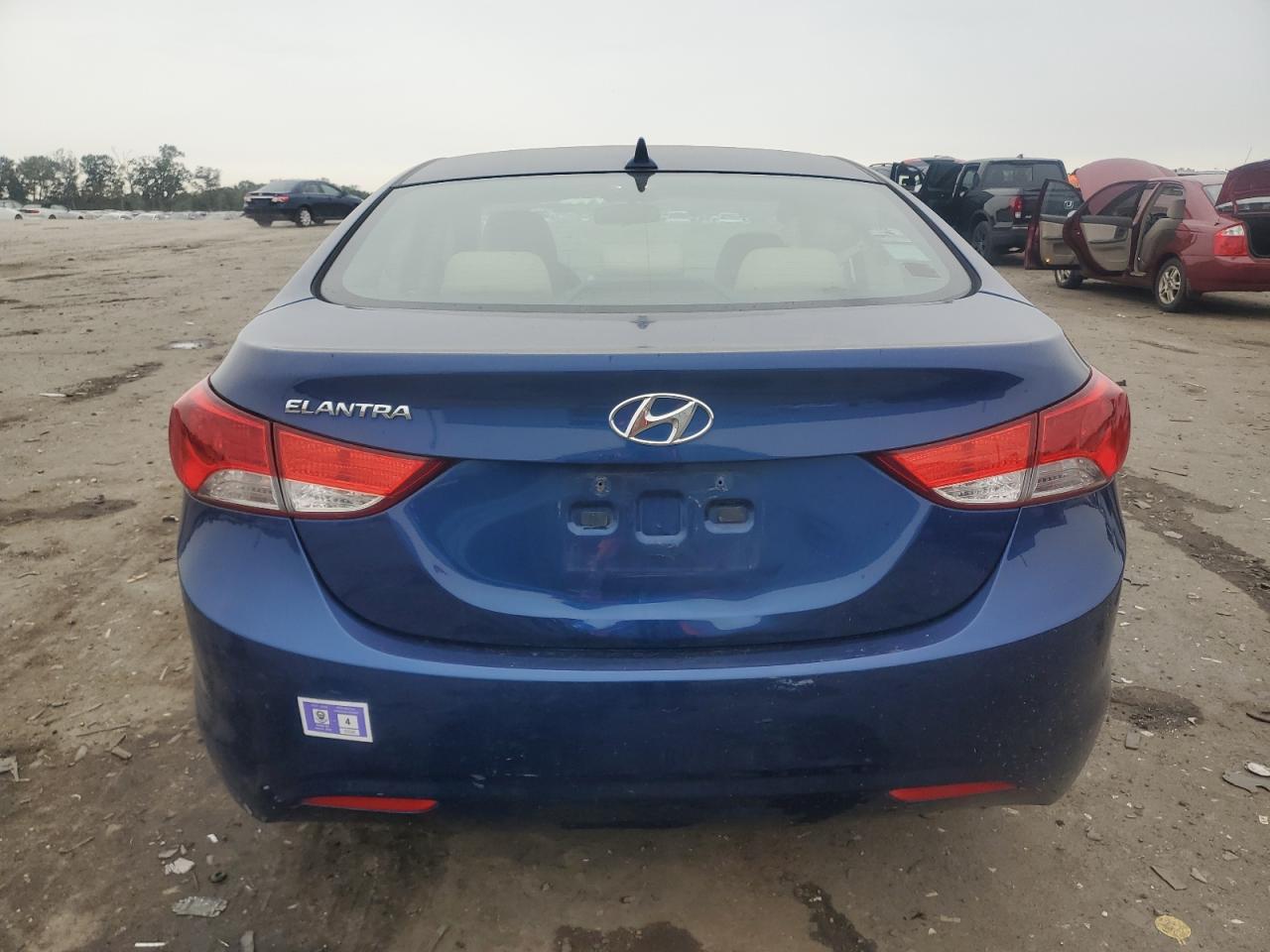 2013 HYUNDAI ELANTRA GLS photo 10