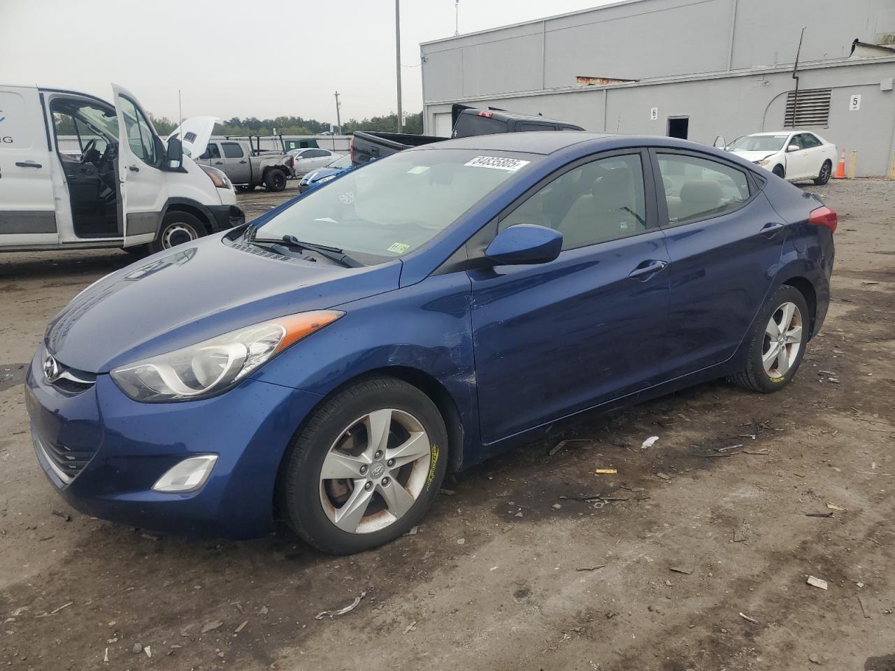 2013 HYUNDAI ELANTRA
