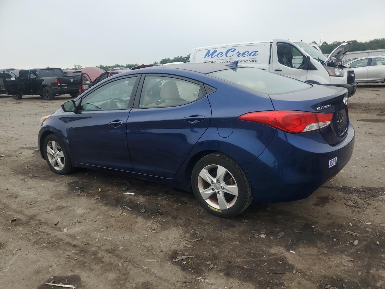 2013 HYUNDAI ELANTRA GLS photo 2