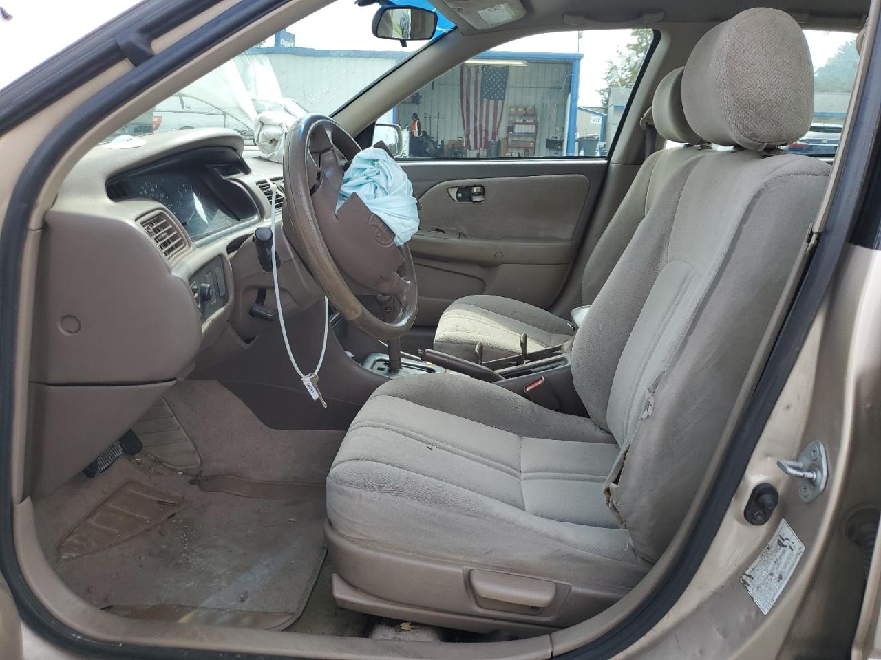 1999 TOYOTA CAMRY CE photo 7