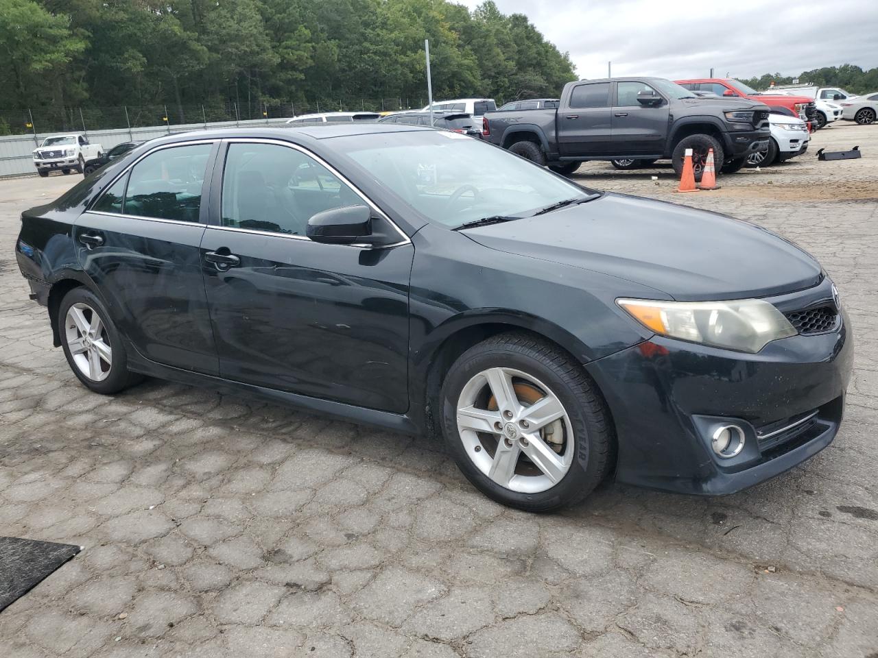 2014 TOYOTA CAMRY L photo 7
