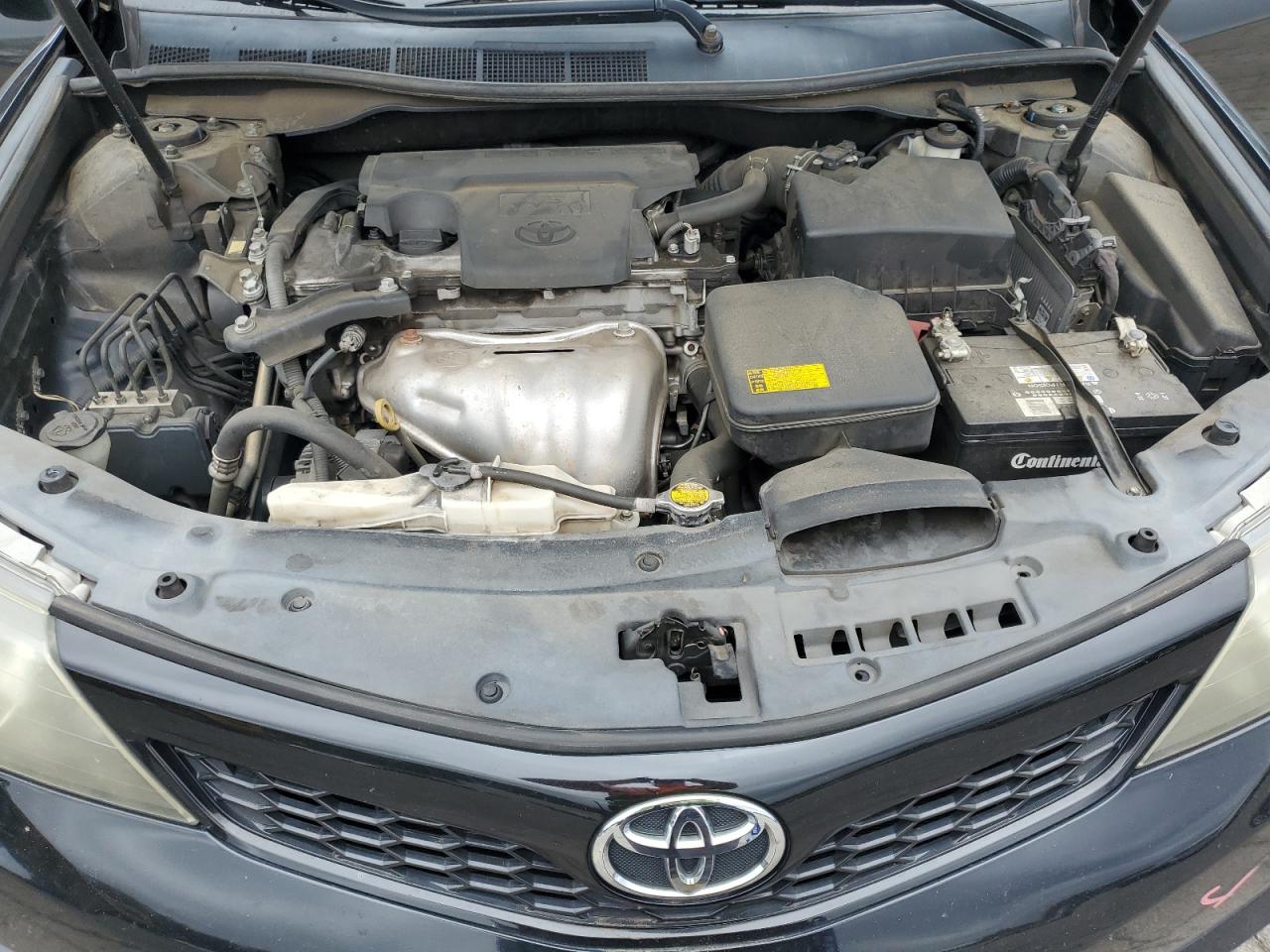 2014 TOYOTA CAMRY L photo 21