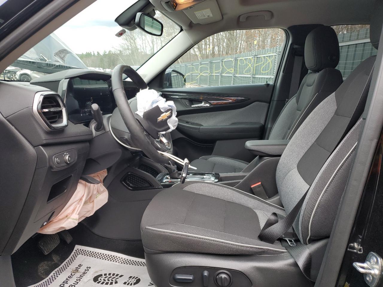 2025 CHEVROLET TRAILBLAZER LT photo 13