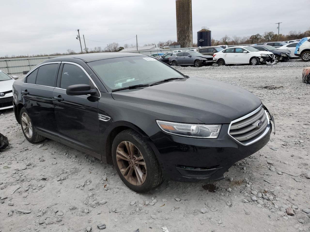 2018 FORD TAURUS SE photo 7