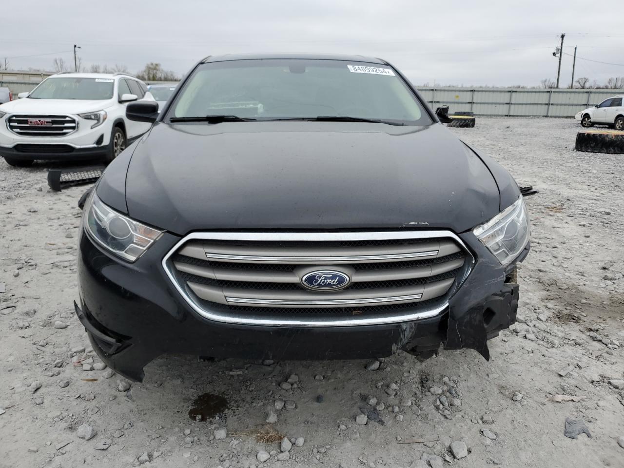 2018 FORD TAURUS SE photo 9