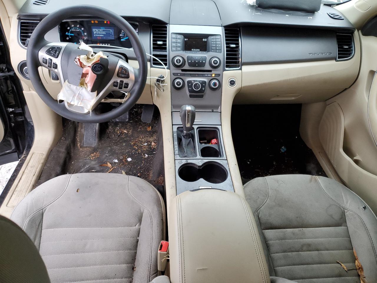 2018 FORD TAURUS SE photo 15