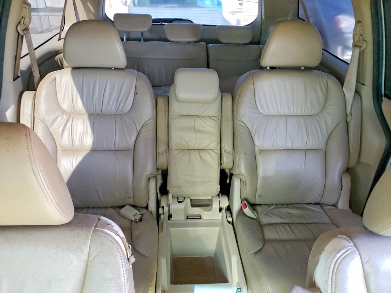 2010 HONDA ODYSSEY TOURING photo 17