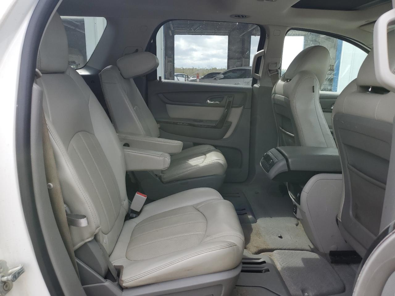 2017 GMC ACADIA LIMITED SLT-2 photo 31