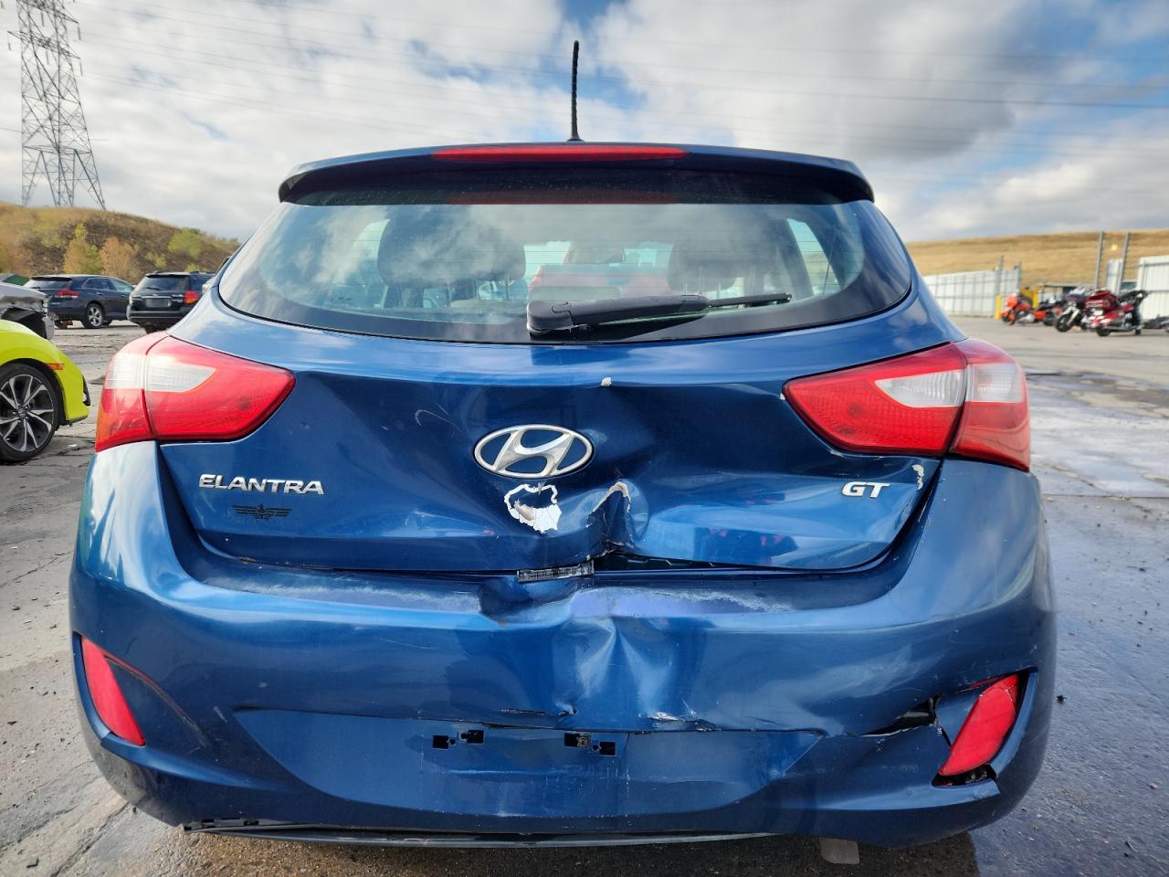 2016 HYUNDAI ELANTRA GT BASE photo 16