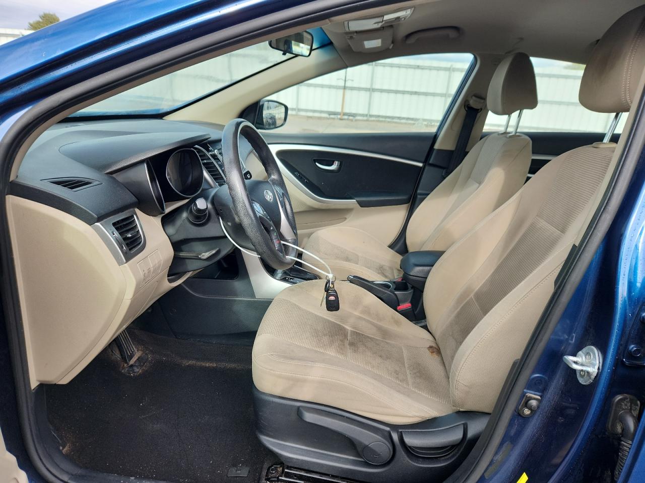 2016 HYUNDAI ELANTRA GT BASE photo 19
