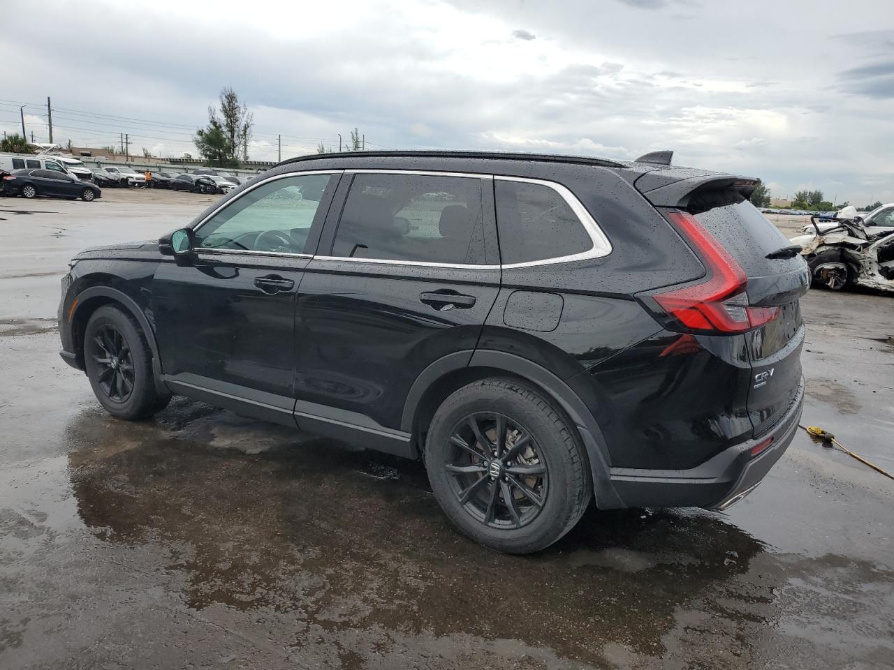 2025 HONDA CR-V SPORT photo 2