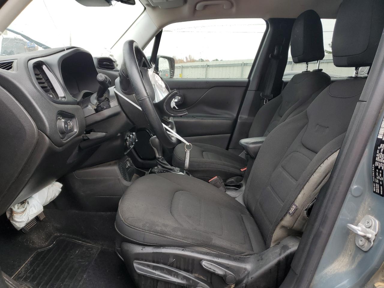 2017 JEEP RENEGADE LATITUDE photo 7