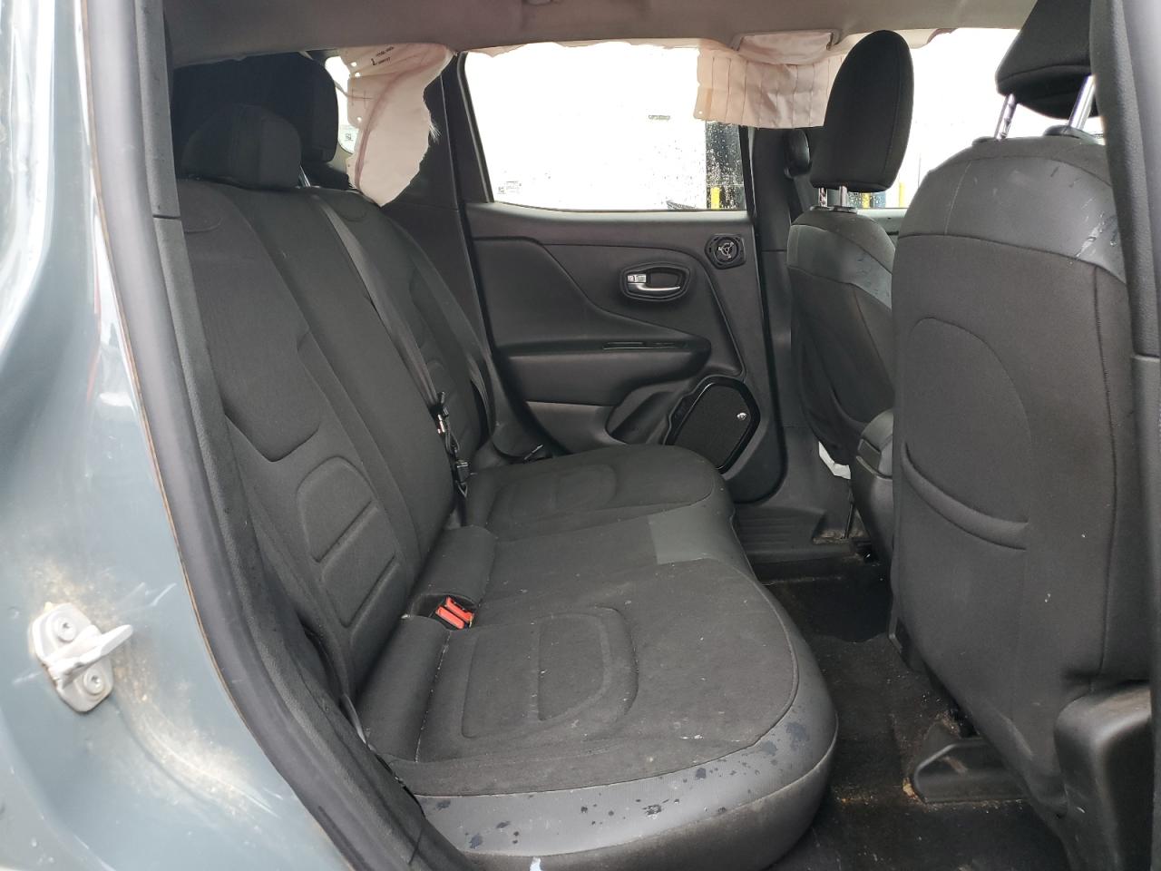 2017 JEEP RENEGADE LATITUDE photo 10