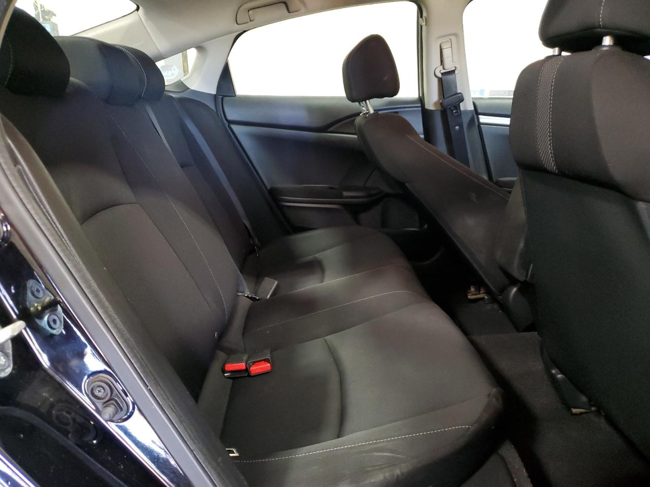 2020 HONDA CIVIC LX photo 10