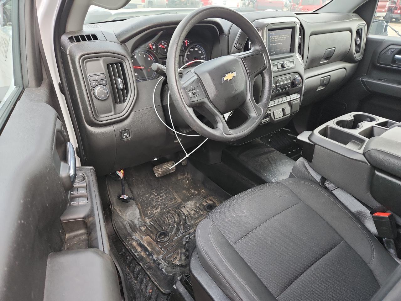 2023 CHEVROLET SILVERADO C2500 HEAVY DUTY photo 8