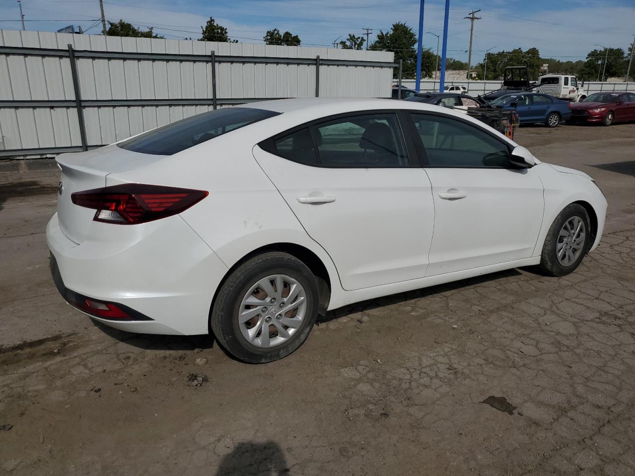 2019 HYUNDAI ELANTRA SE photo 5