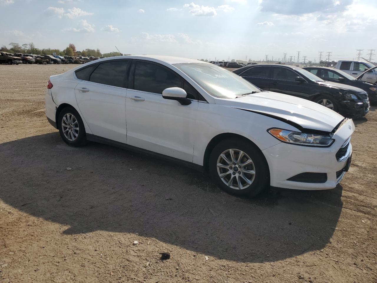 2016 FORD FUSION S photo 4