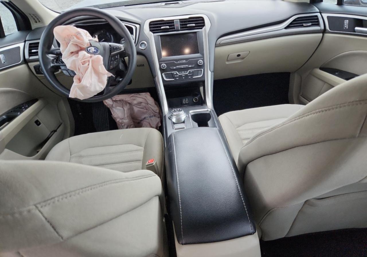 2019 FORD FUSION SE photo 22