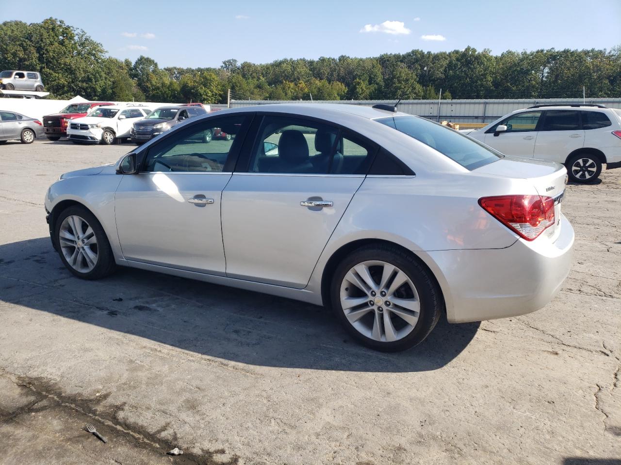 2016 CHEVROLET CRUZE LIMITED LTZ photo 3