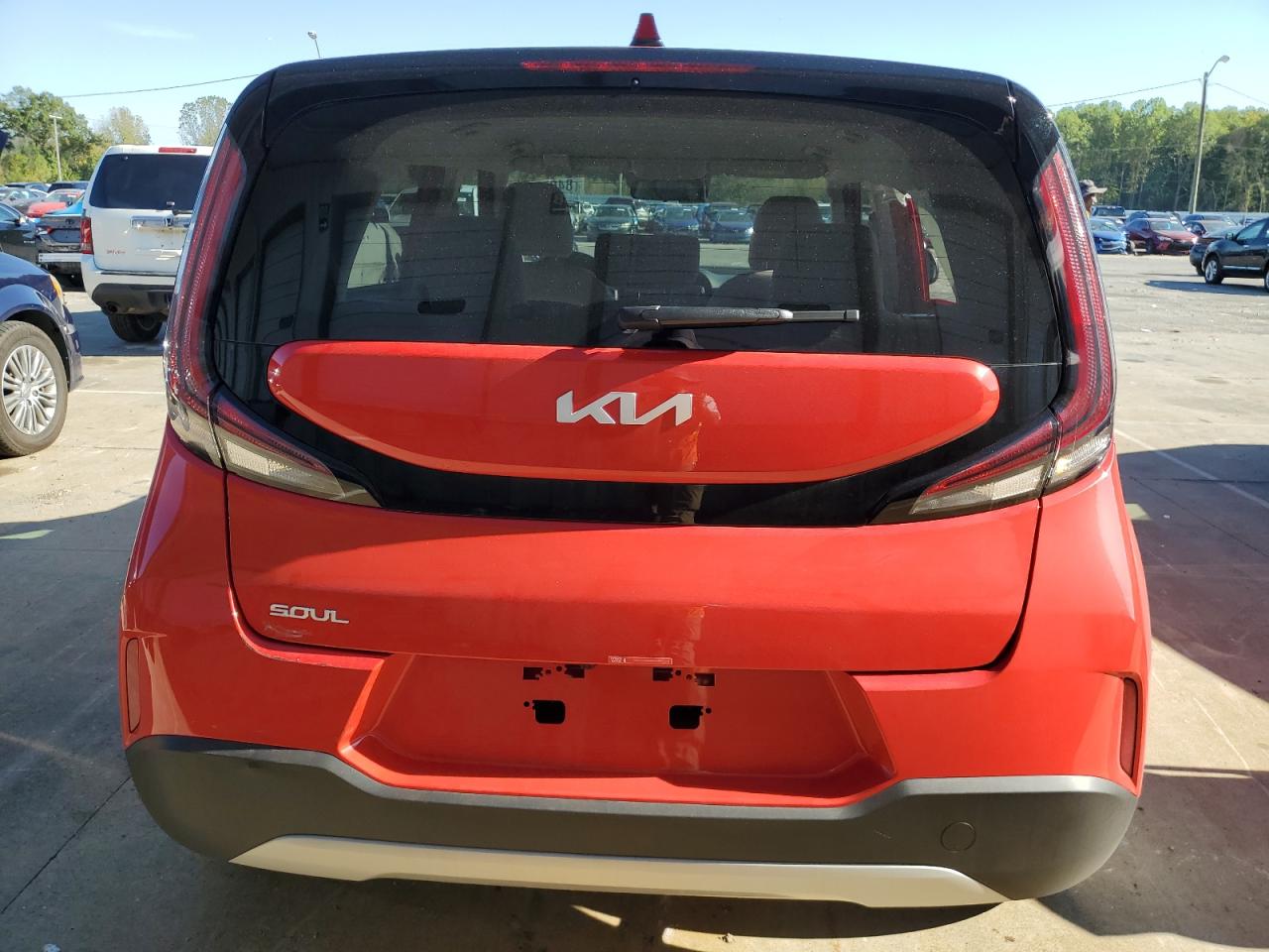 2025 KIA SOUL LX photo 6