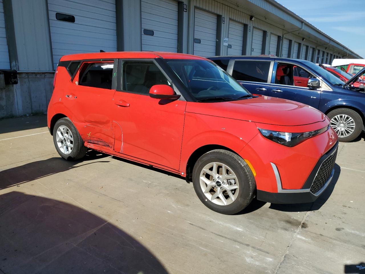 2025 KIA SOUL LX photo 4