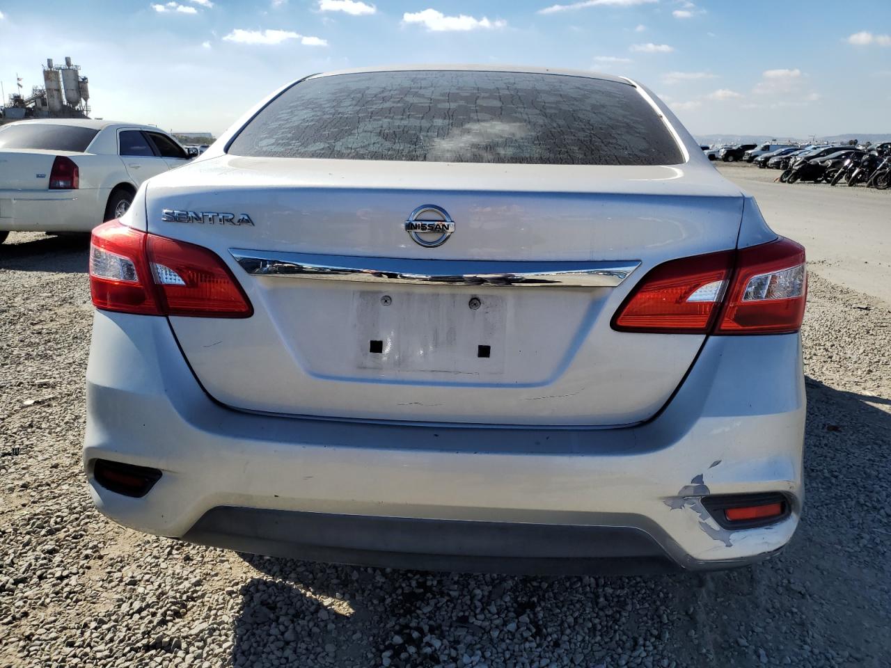 2017 NISSAN SENTRA S photo 6