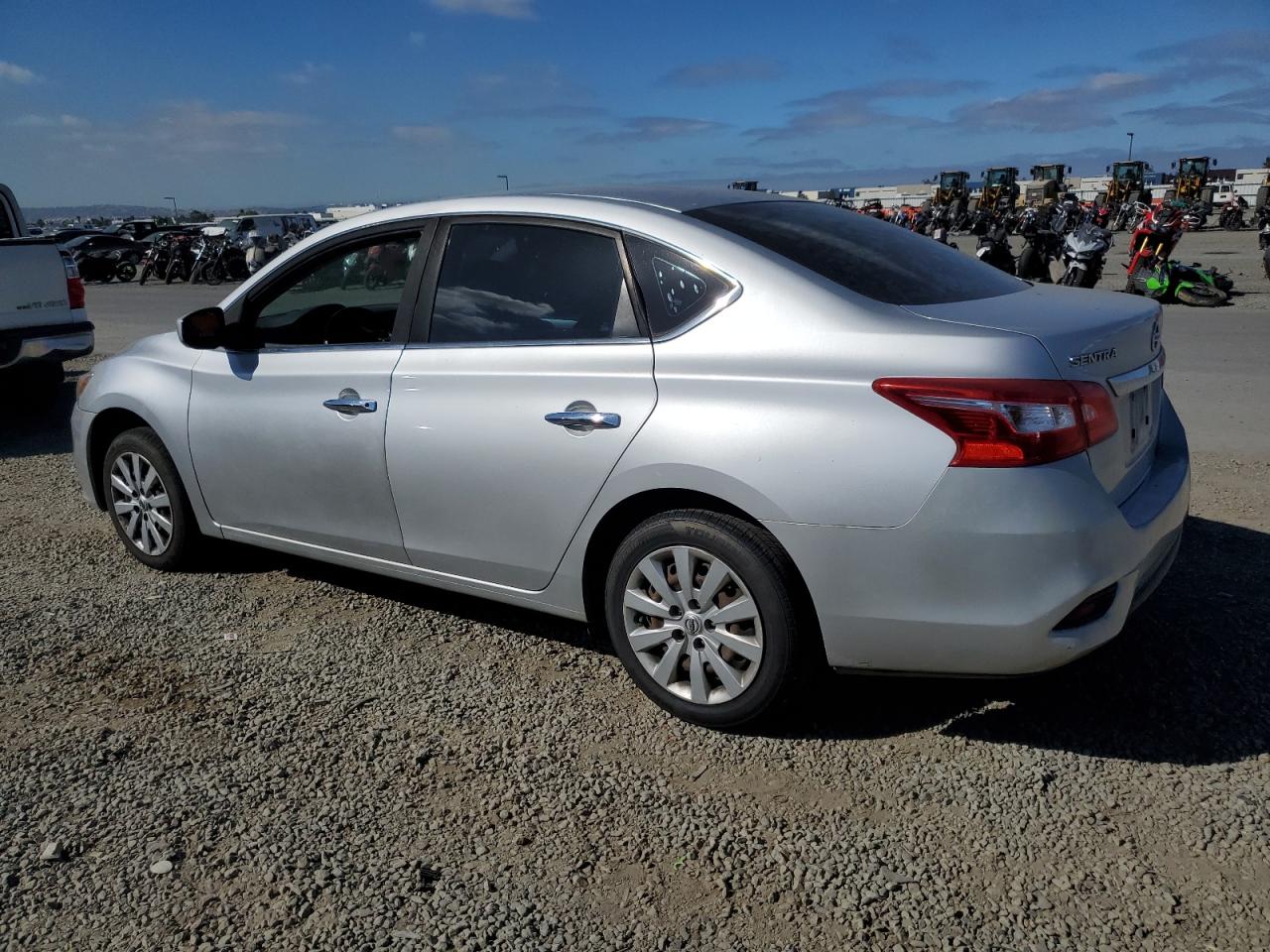 2017 NISSAN SENTRA S photo 2