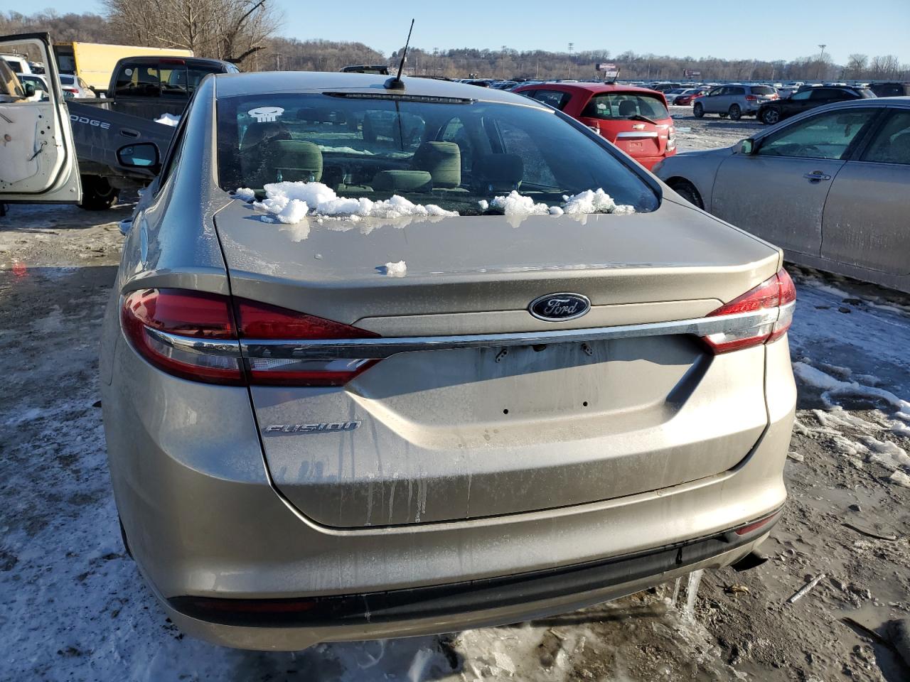 2017 FORD FUSION S photo 6