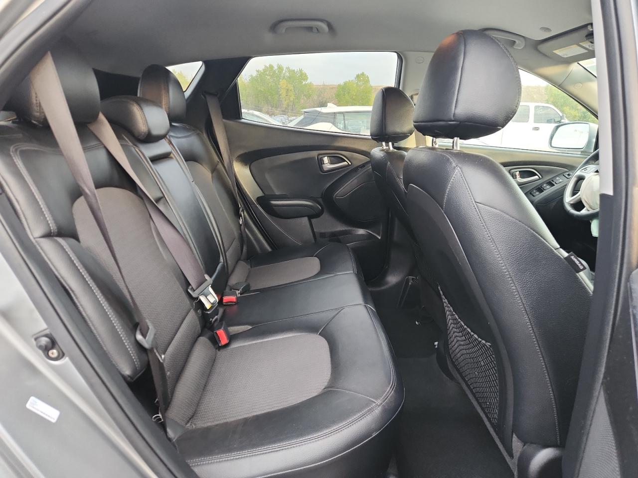 2012 HYUNDAI TUCSON GLS photo 21