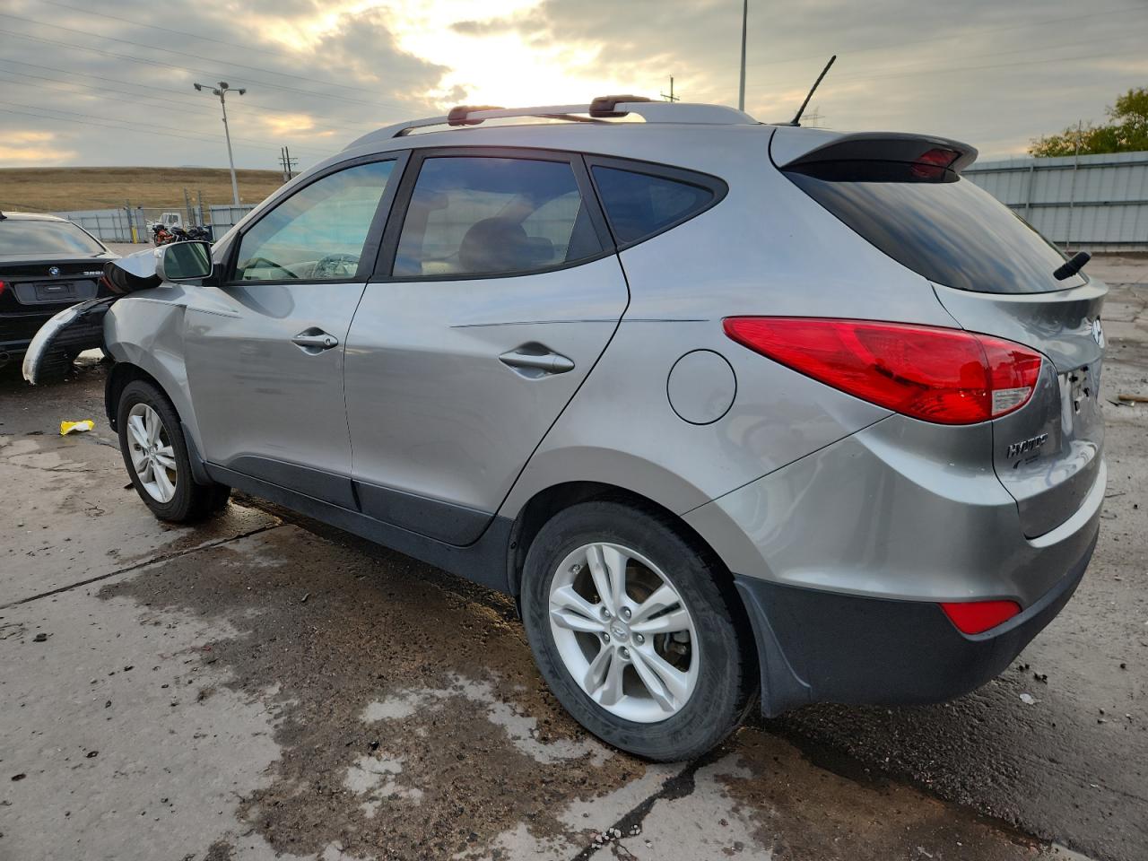 2012 HYUNDAI TUCSON GLS photo 3