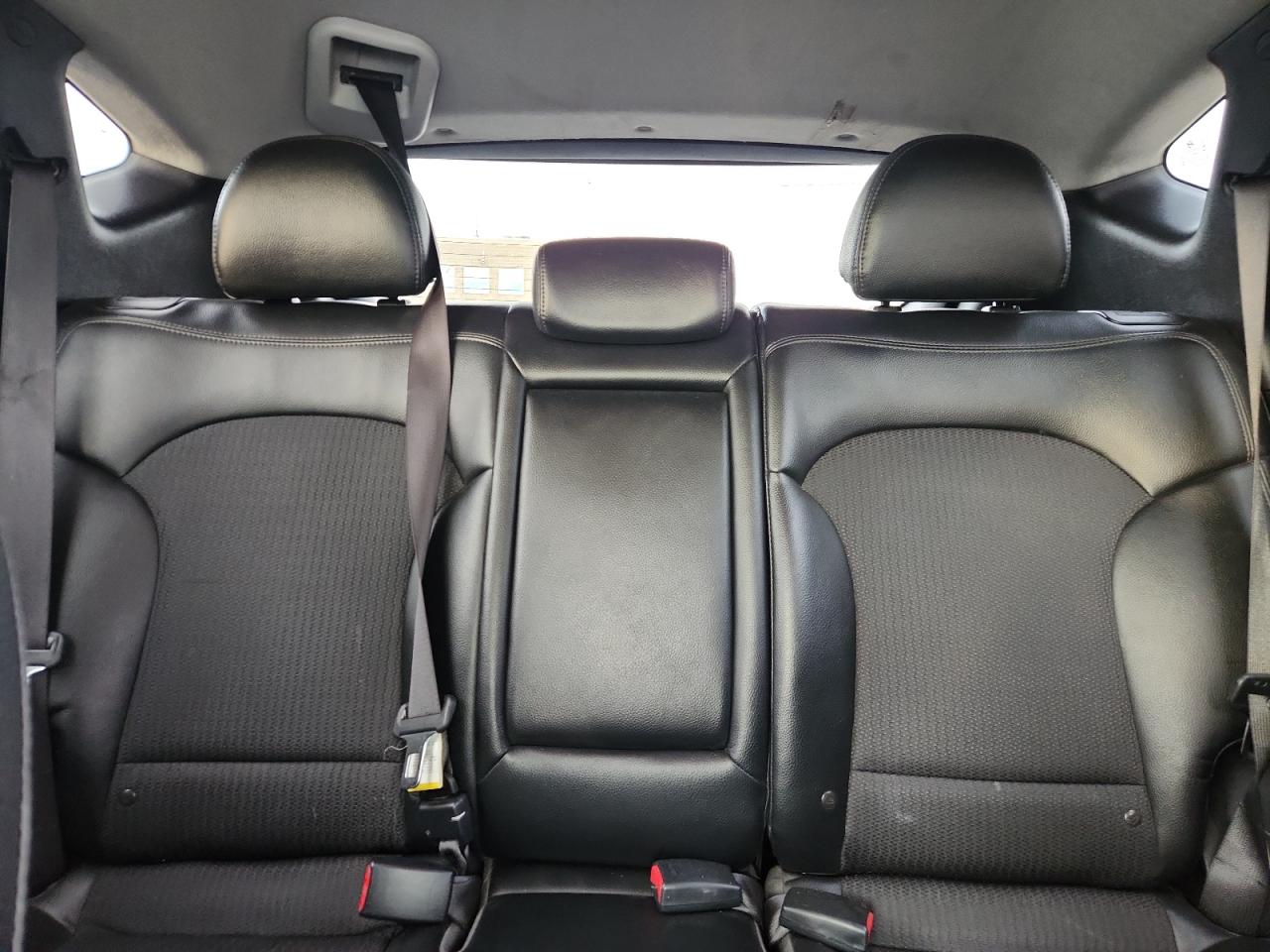 2012 HYUNDAI TUCSON GLS photo 19