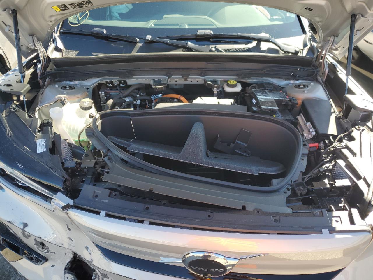 2024 VOLVO XC40 RECHARGE PLUS photo 12