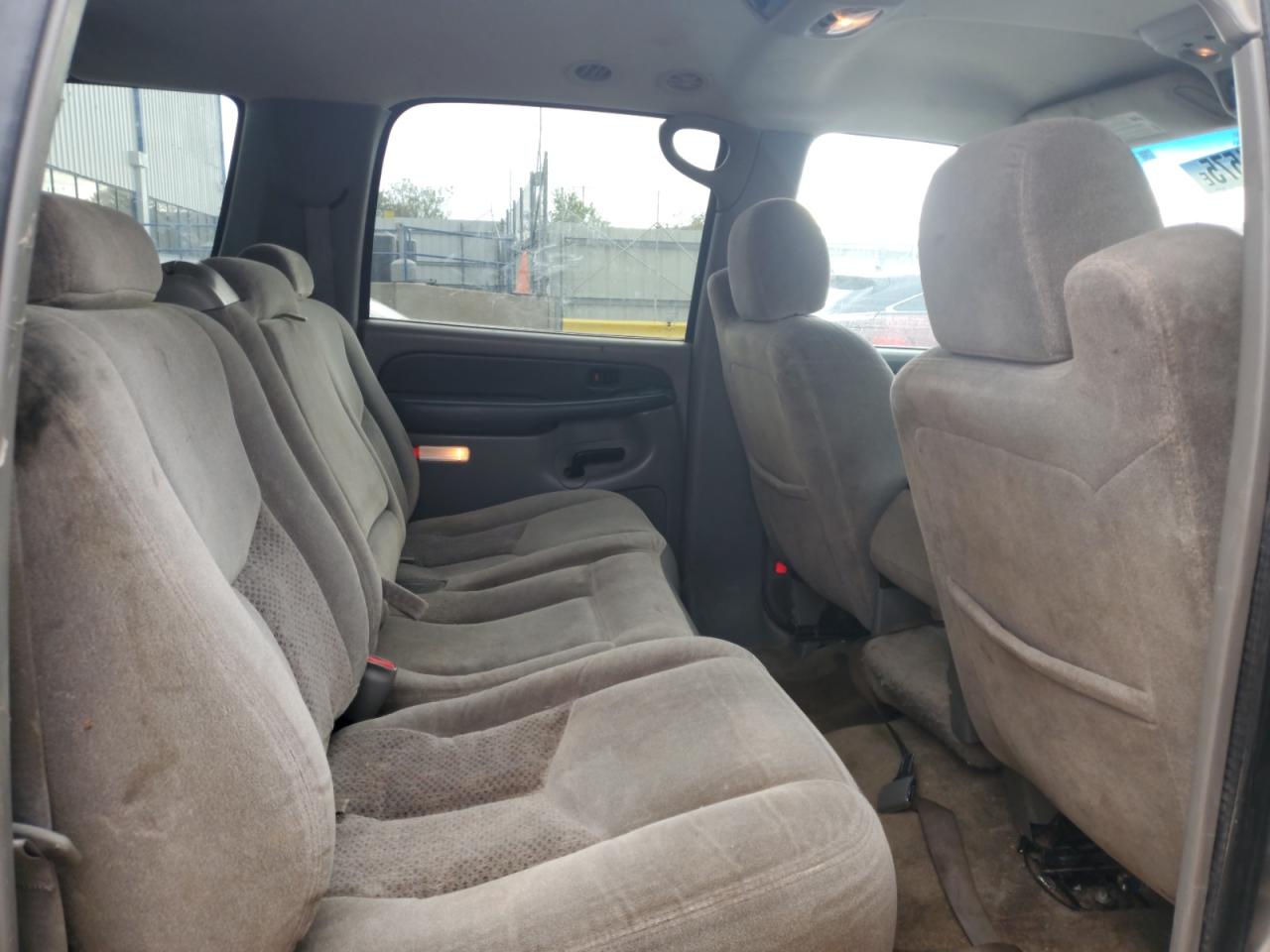 2003 CHEV SUBURBAN LS 1500 photo 21