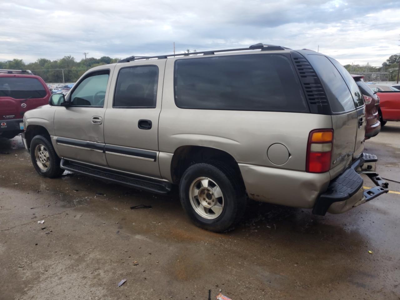 2003 CHEV SUBURBAN LS 1500 photo 3